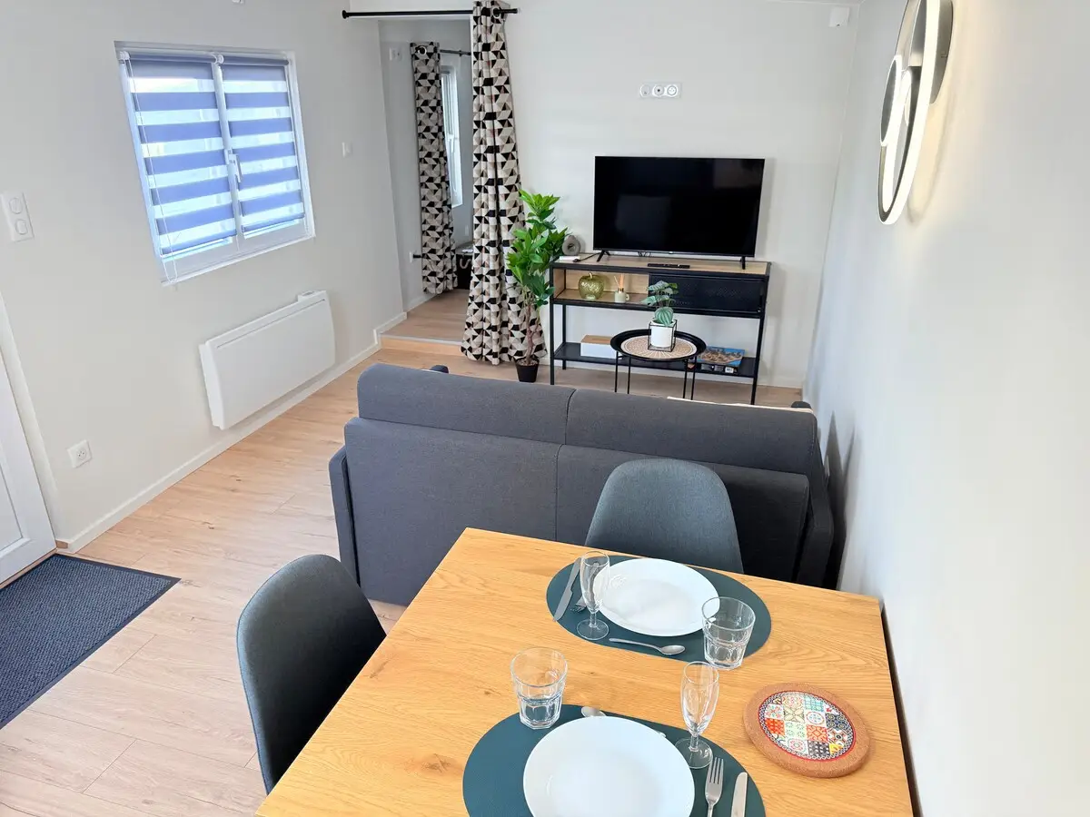 Séjour et coin repas ouvert, Cocon Luxe et Moderne à Haguenau